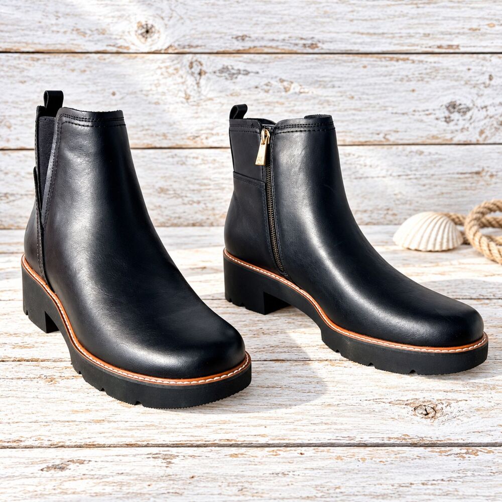 NIB Naturalizer Darry Black Leather Booties 9.5M #1314